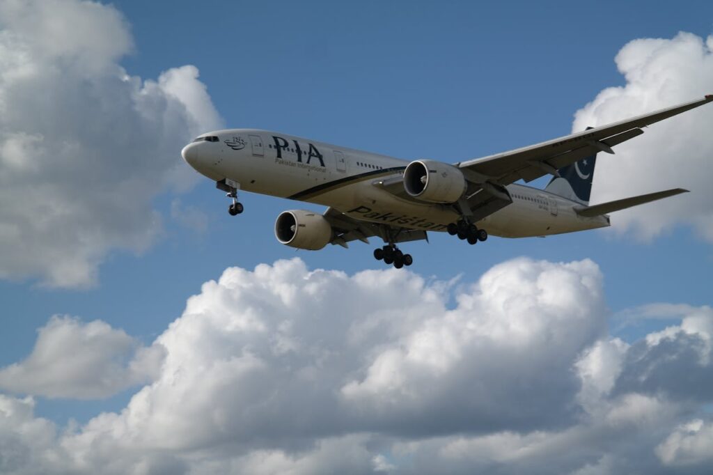 PIA Flights To Pakistan